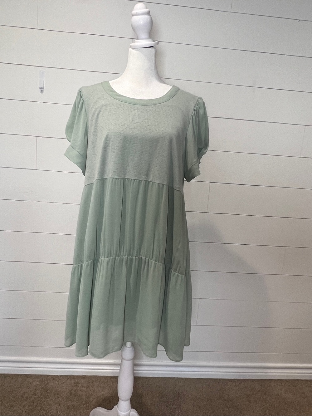 Blu Pepper Light Sage Tiered Short Sleeve Dress - Women